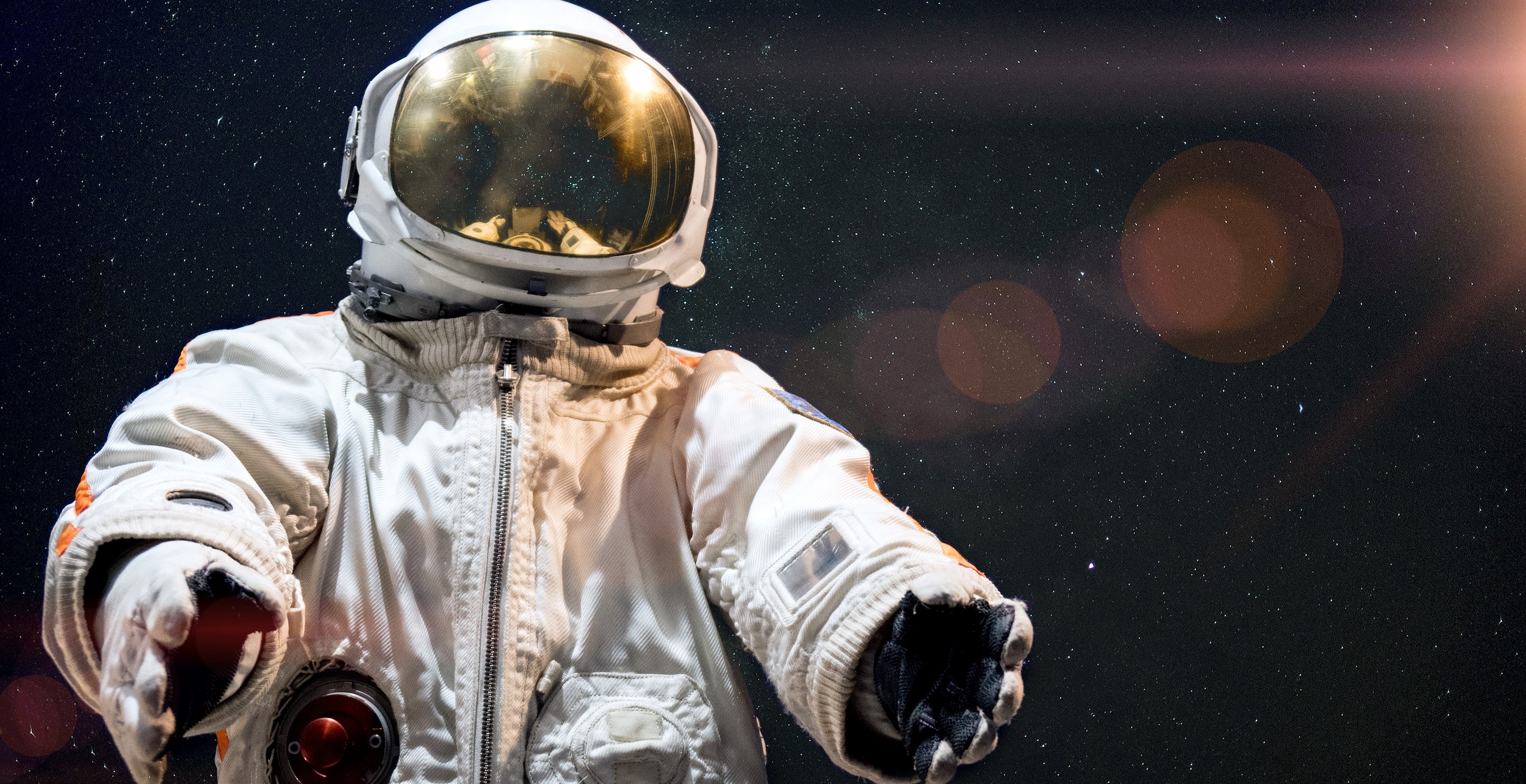 Scammer Pretends To Be Astronaut, Claims They Need Money For Oxygen