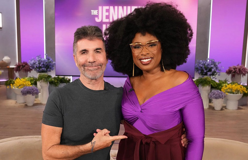simon-cowell-roasted-for-cringe-moment-on-the-jennifer-hudson-show