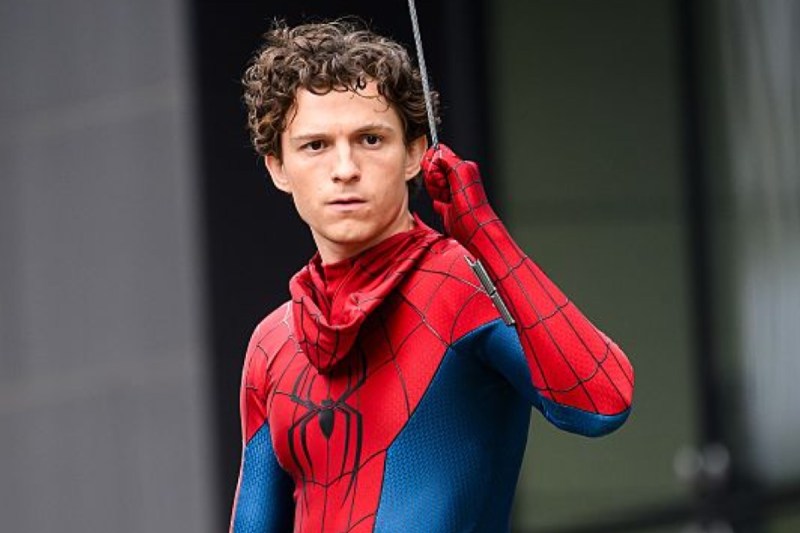 O que aconteceu com Tom Holland? Gravações do novo Homem Aranha estão suspensas após acidente do ator contioutra.com - O que aconteceu com Tom Holland? Gravações do novo Homem Aranha estão suspensas após acidente do ator
