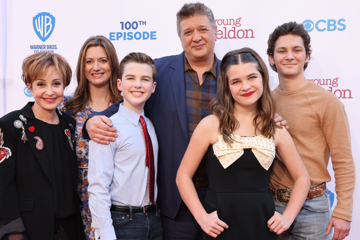 young-sheldon-star-comes-out-as-non-binary