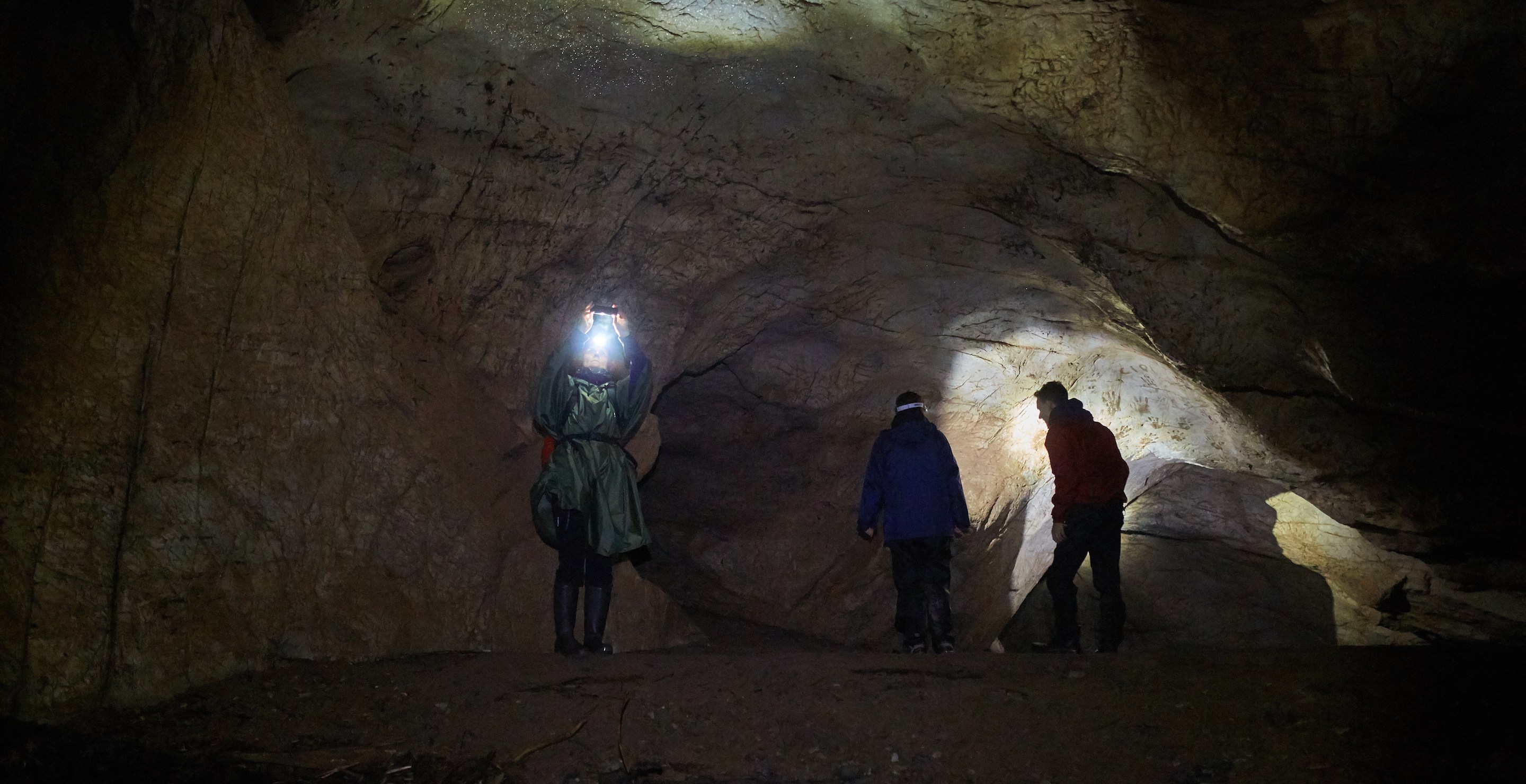 3 Cavers Trapped Underground With Rising Water Levels: What Saved Them