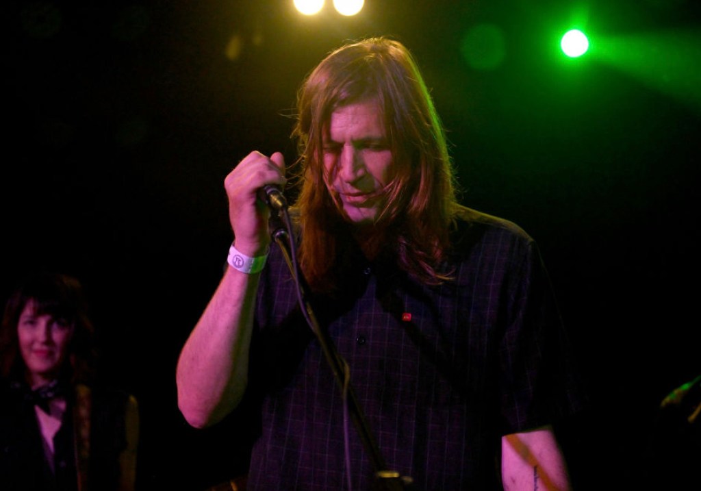 90s-rocker-denies-affair-with-courtney-love-during-her-marriage-to-kurt-cobain