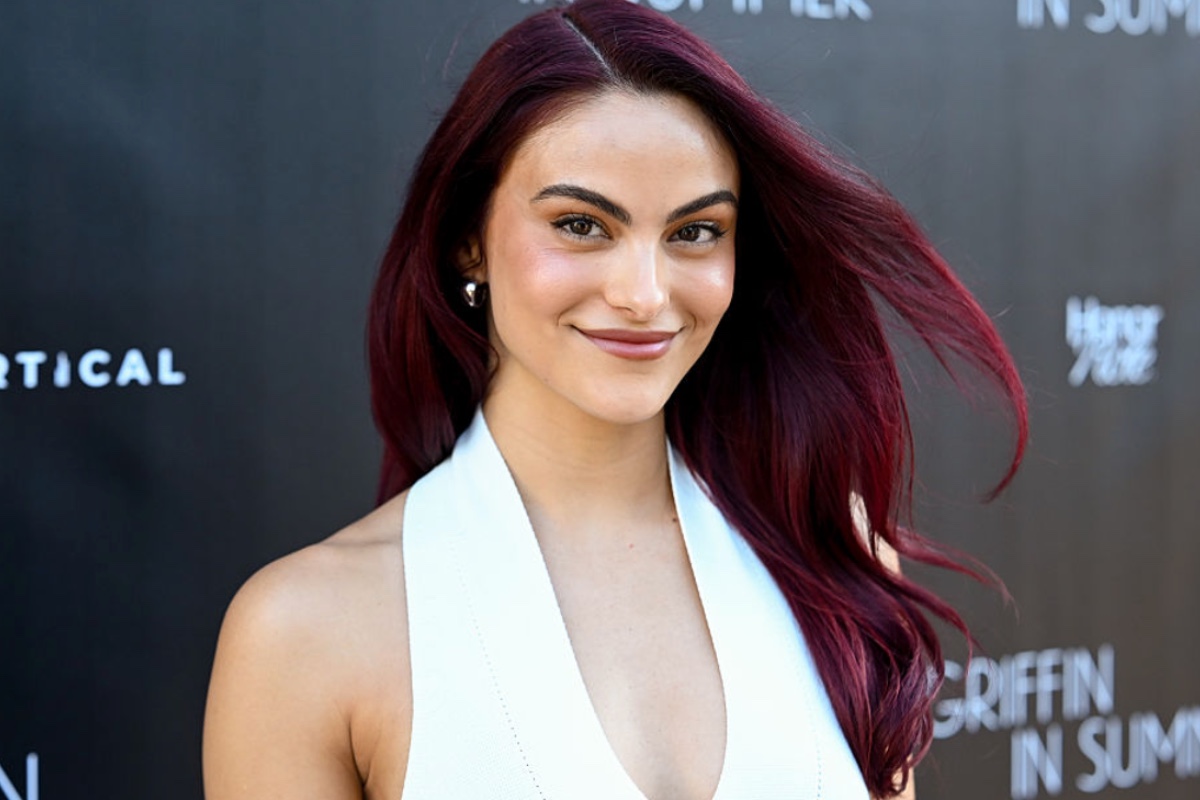 camila-mendes-just-got-engaged