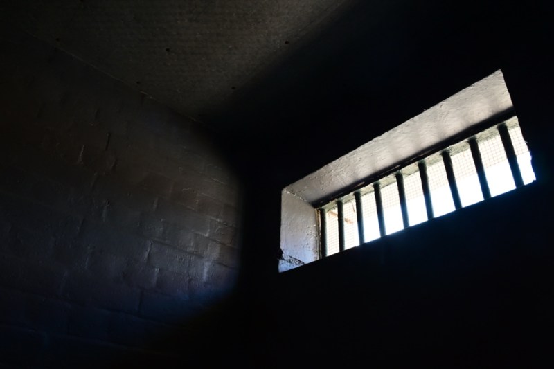 disgraced-rock-singer-dies-in-prison-attack