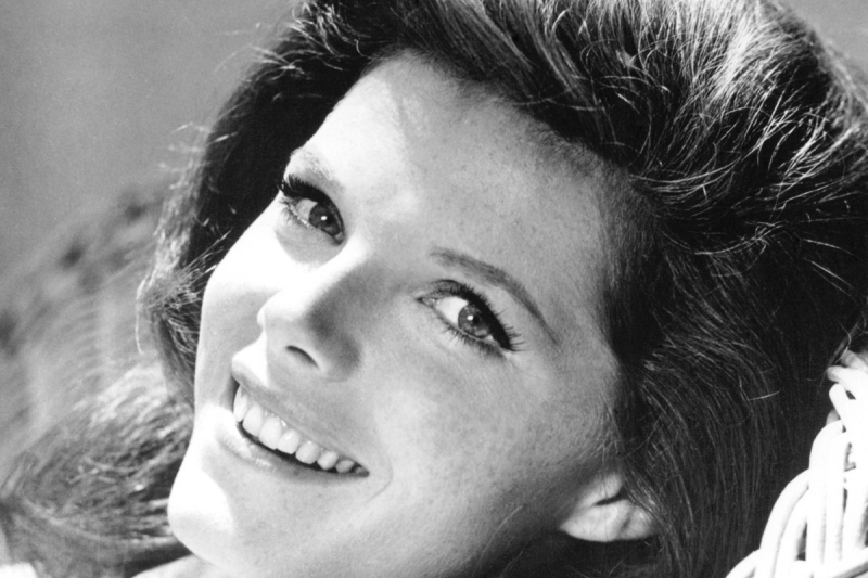 disney-hercules-actress-dies-after-recent-years-of-illness-samantha-eggar-was-86