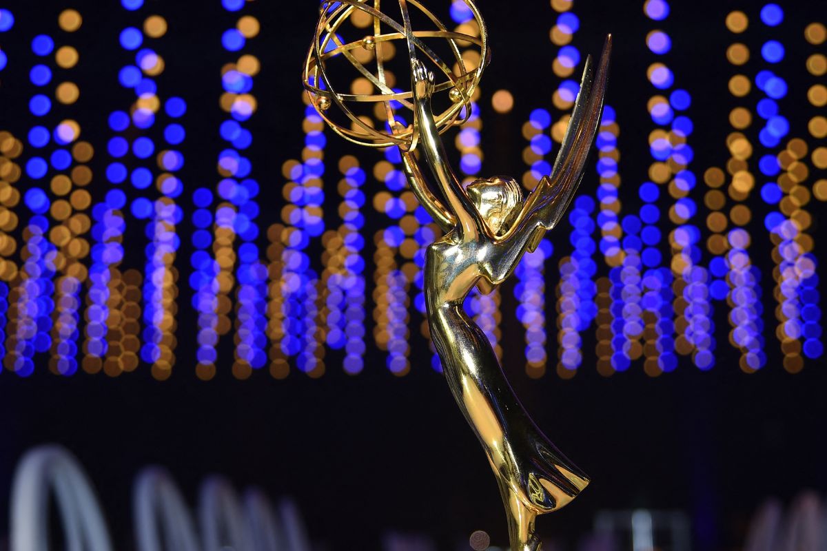 Acting Legend Loses Emmy, Tears up His Acceptance Speech in Hilarious Moment