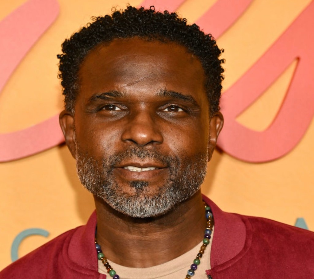 family-matters-star-arrested-near-us-mexico-border-on-felony-charge-held-without-bail