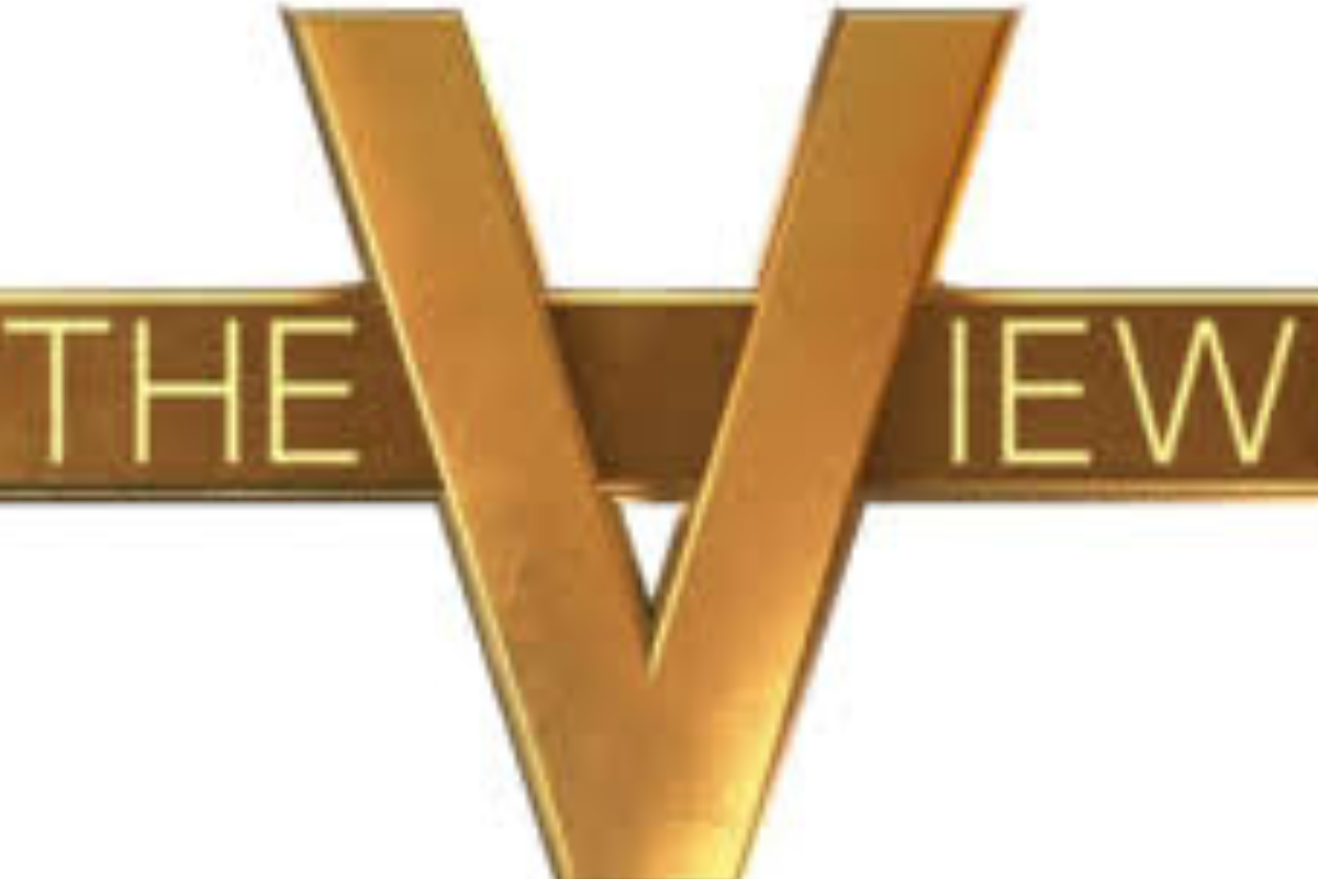 former-the-view-co-host-claims-she-was-kicked-out-of-los-angeles-restaurant-over-her-conservative-views