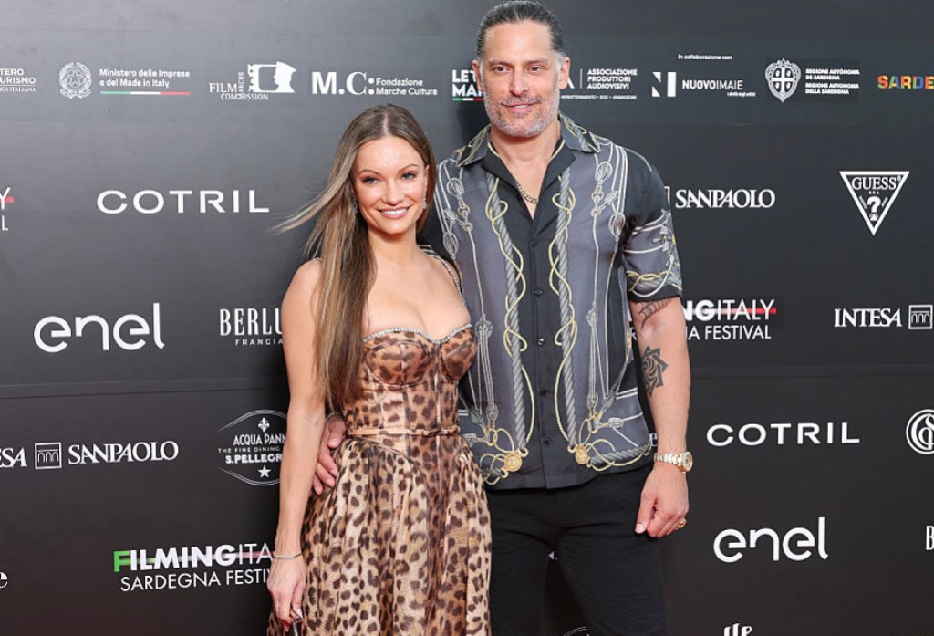 oe-manganiello-engaged-two-years-after-divorce-from-sofia-vergara