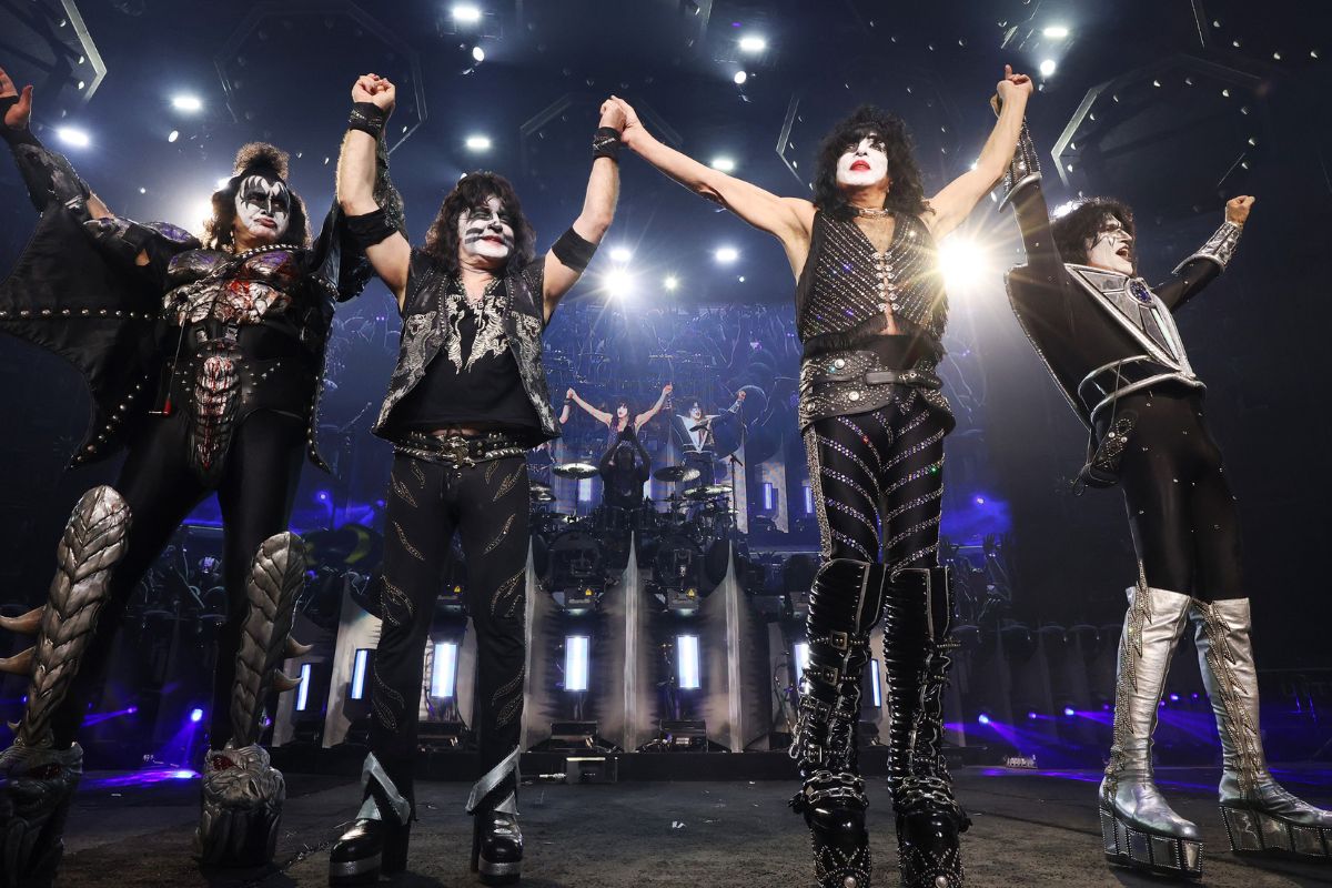 kiss-legend-crashes-car-after-passing-out-behind-the-wheel