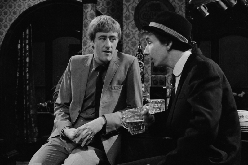 movie-and-tv-comedy-actor-dies-after-cancer-recurrence-patrick-murray-was-68