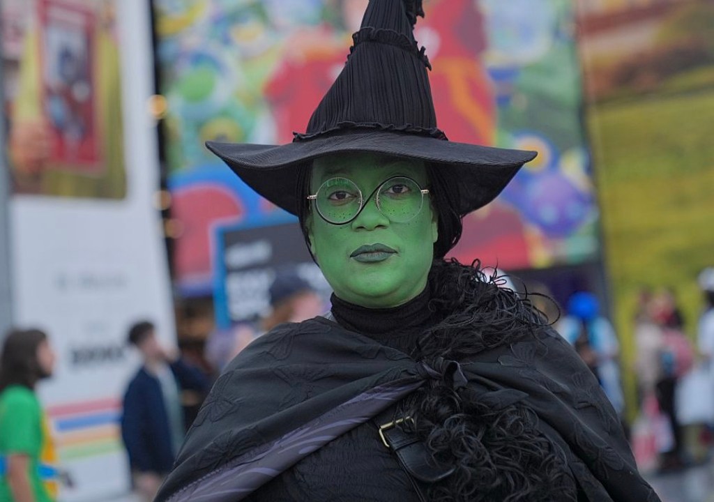 no-bones-about-it-2025s-top-halloween-costumes