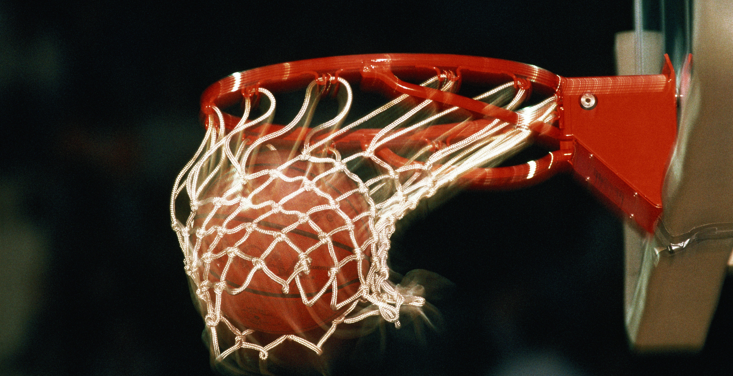 14-Year-Old High Schooler Dies After Collapsing During Basketball Practice