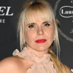 44-year-old-actress-singer-actress-announces-pregnancy