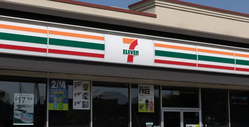 Oklahoma 7-Eleven Clerk Fired For Using Fire Arm Against Customer Who Attacked Her