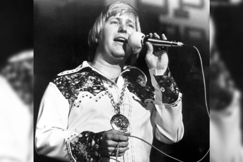 country-music-singer-john-wesley-ryles-has-died