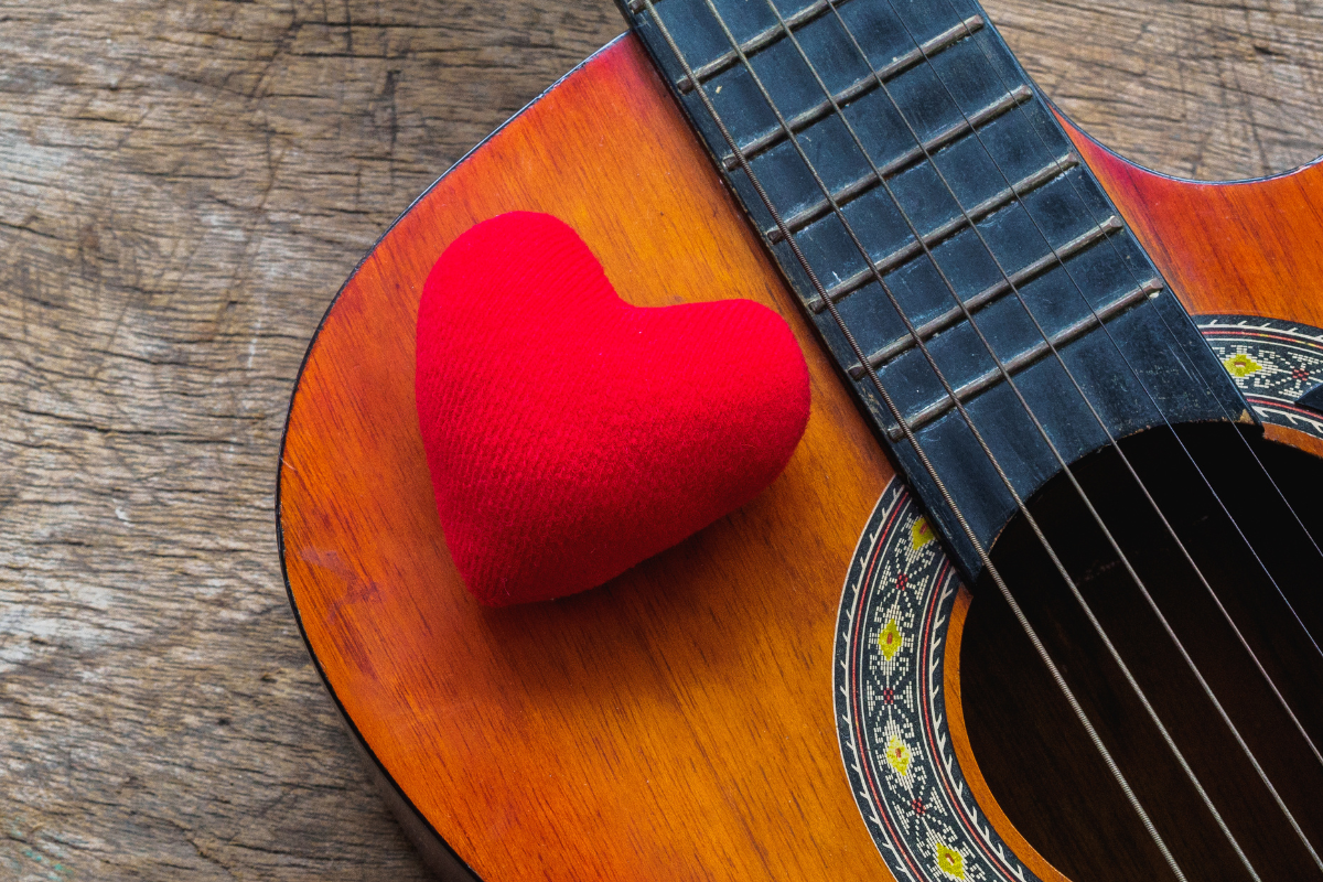 country-star-and-bachelor-alum-welcome-baby