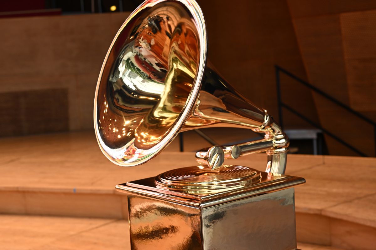 grammy-winning-music-couple-separates-after-22-year-marriage