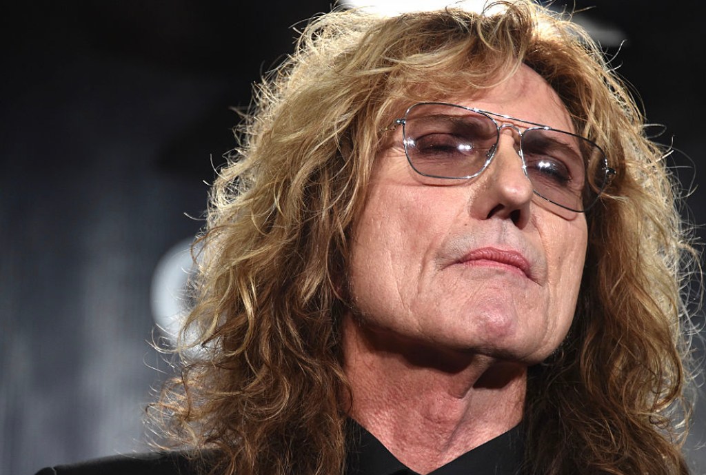 legendary-rock-singer-announces-retirement-time-for-me-to-call-it-a-day