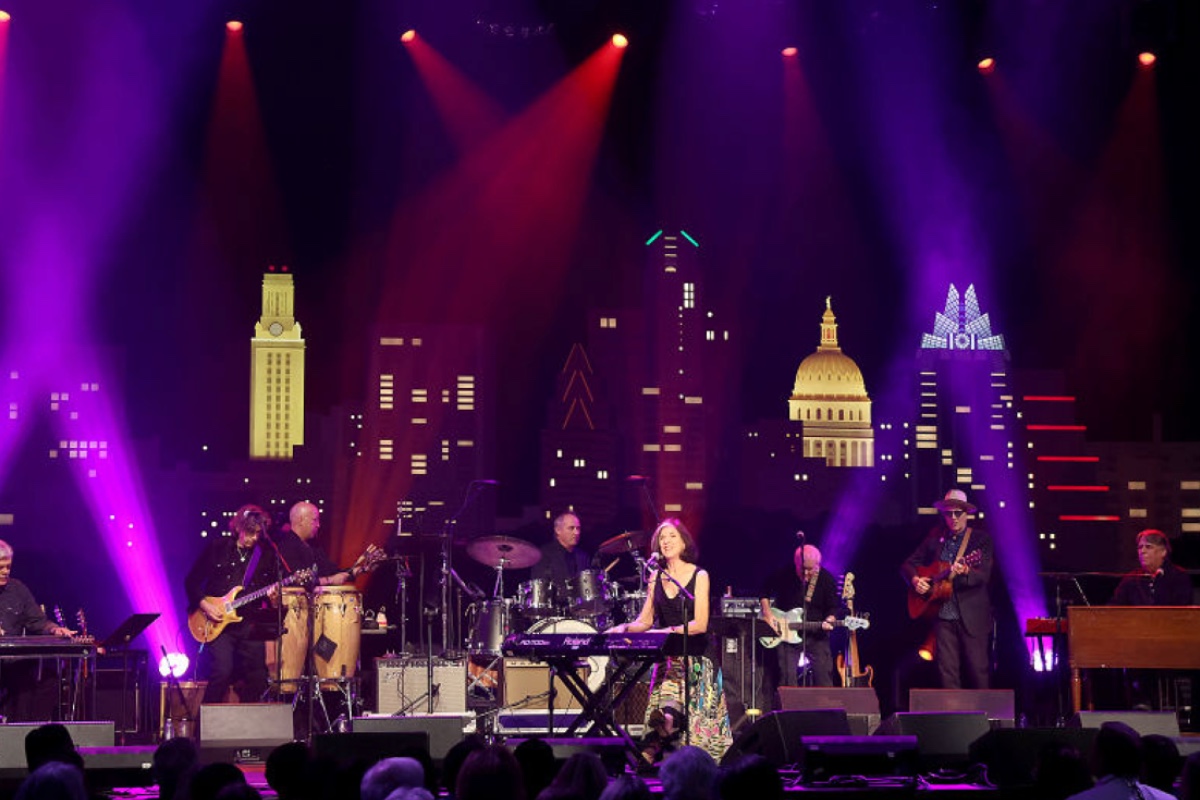 longtime-singer-songwriter-diagnosed-with-als-cancels-concerts