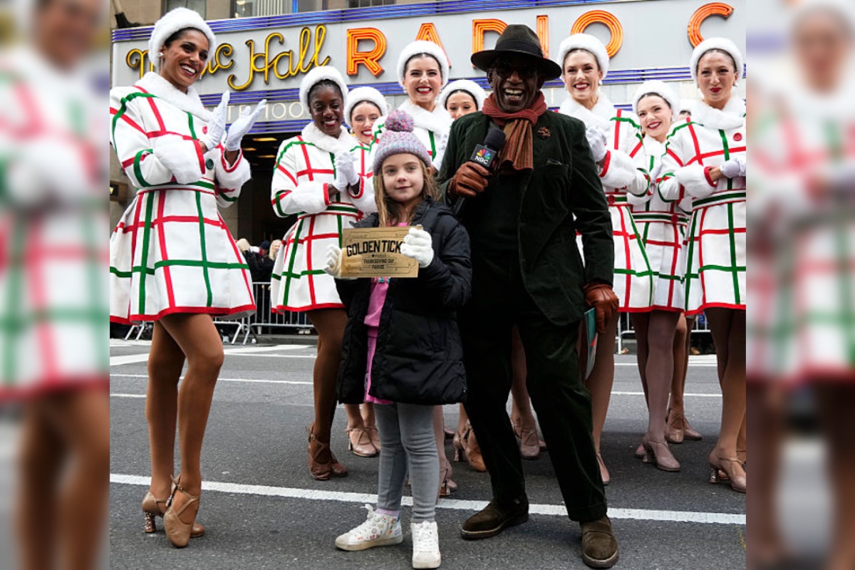 macys-thanksgiving-parade-giveaway-goes-hilariously-wrong-see-al-rokers-reaction