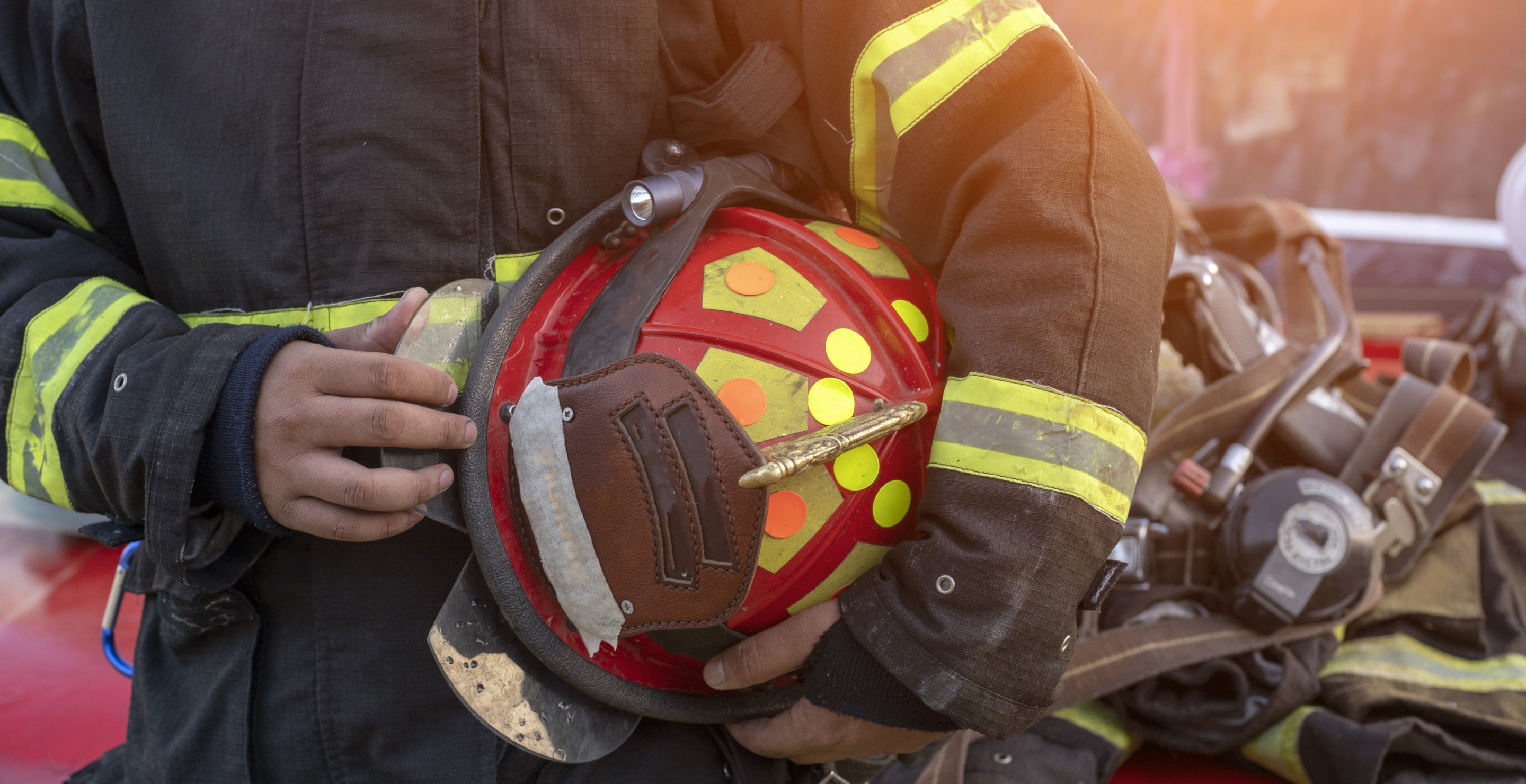 Firefighter Critically Hurt After His Fire Engine Rolls Multiple Times ...