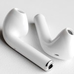 Toddler Swallows Wireless Earbud, Uncle Plays Song While Headphone Was In Child's Stomach