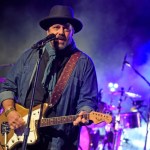beloved-country-music-star-dies-of-cancer-mavericks-confirm-death-of-raul-malo