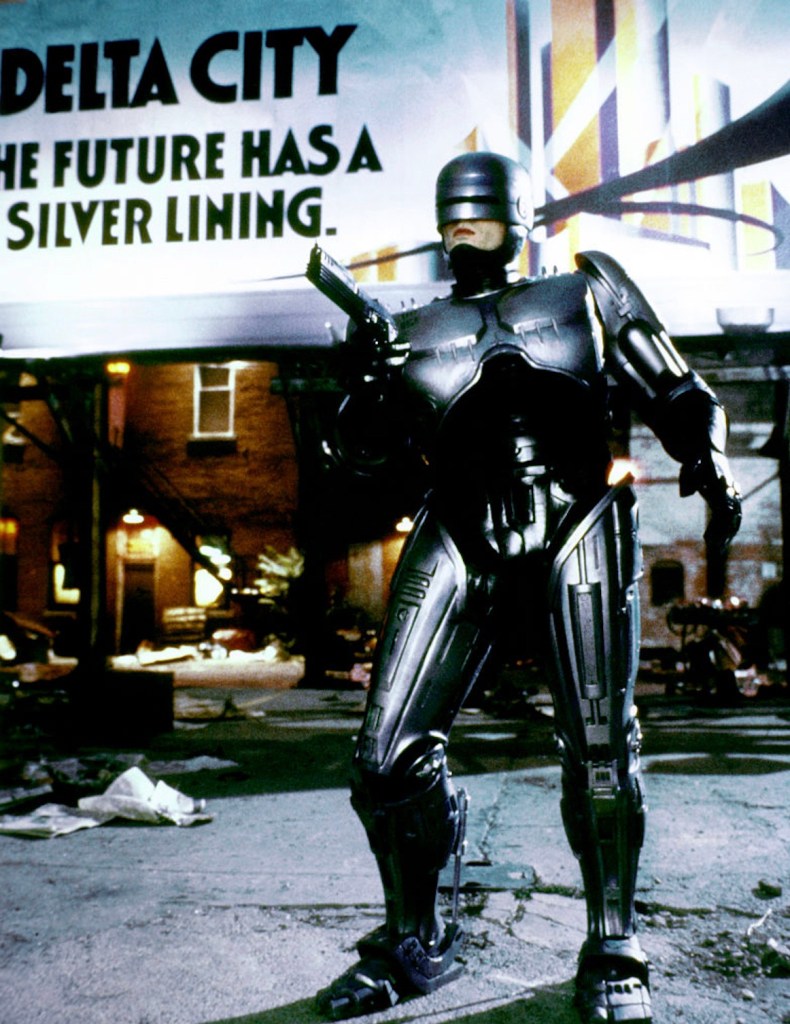 detroit-unveils-11-foot-bronze-robocop-statue