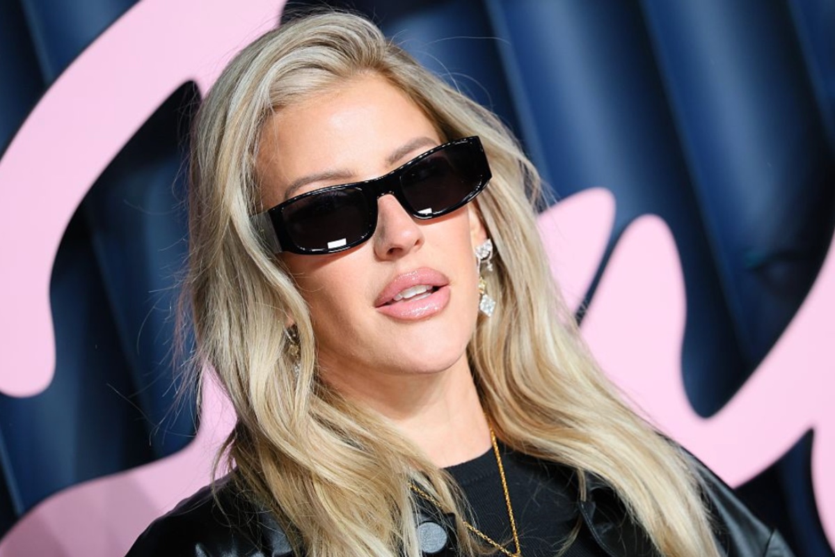 ellie-goulding-debuts-baby-bump-at-fashion-awards-see-the-pics