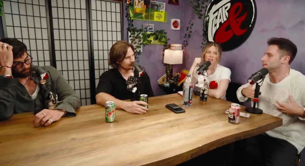 game-show-host-infuriates-neighbor-with-noisy-pool-party-and-then-the-cops-got-called