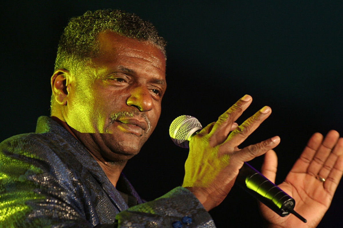 Grammy-Nominated Singer Dead at 72: Son Confirms Death of Carl Carlton