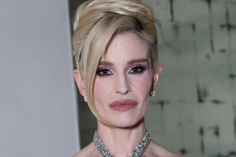 kelly-osbourne-debuts-dramatic-weight-loss-months-after-her-father-ozzys-death