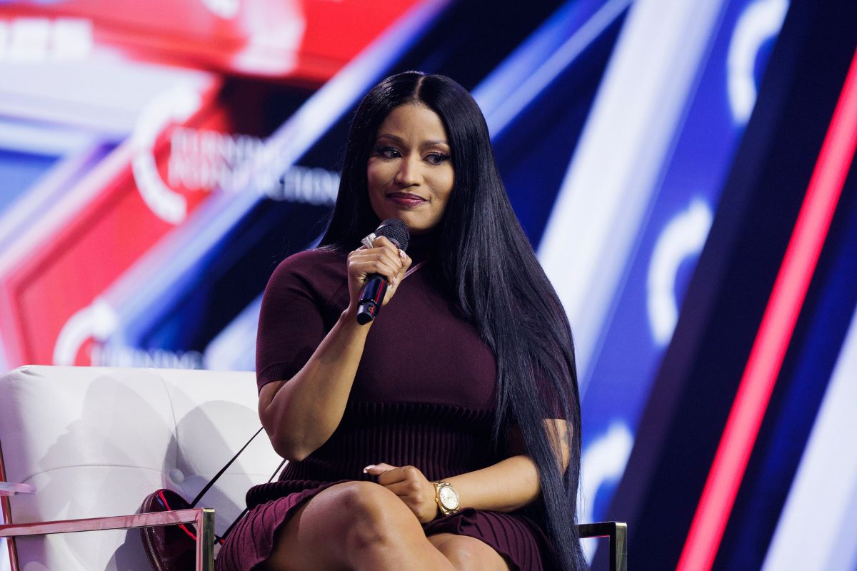 Giving nothing but praise for President Trump, Nicki Minaj stated she has the "utmost respect" for the world leader.
