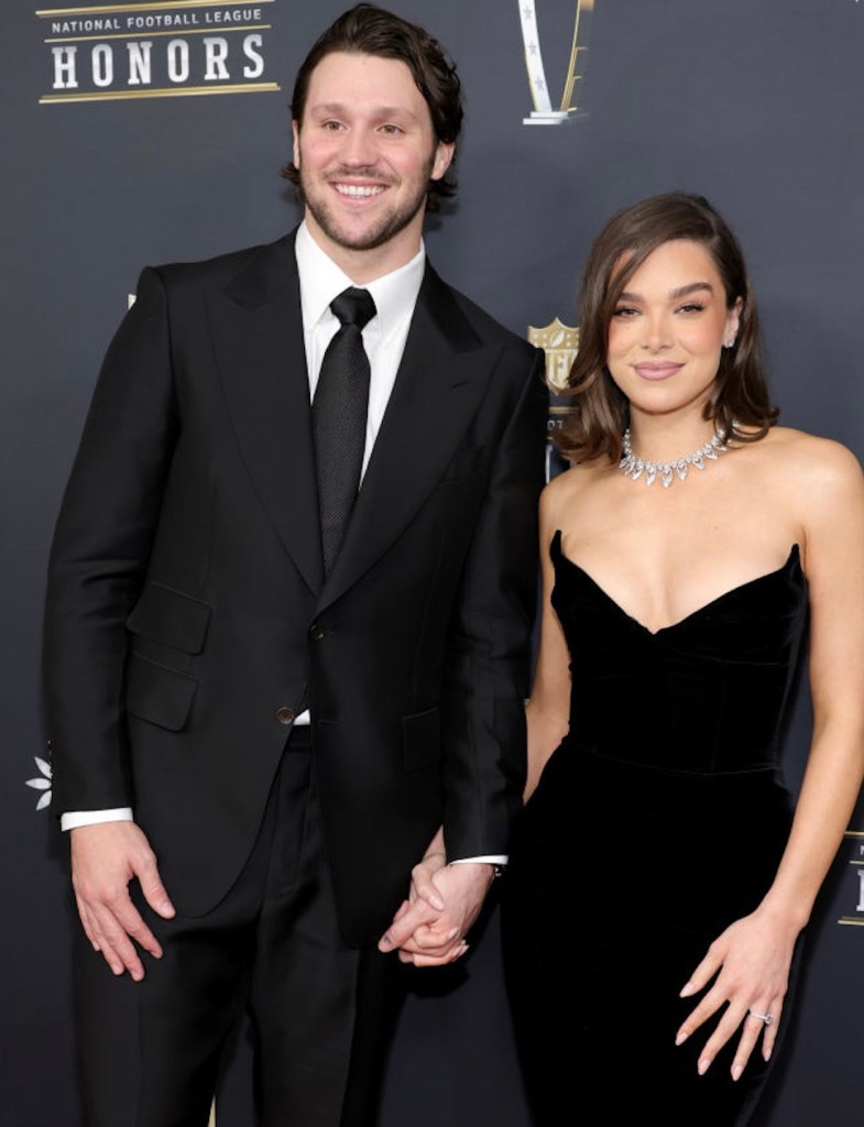 oscar-nominated-actress-pregnant-expecting-1st-child-with-nfl-qb-husband