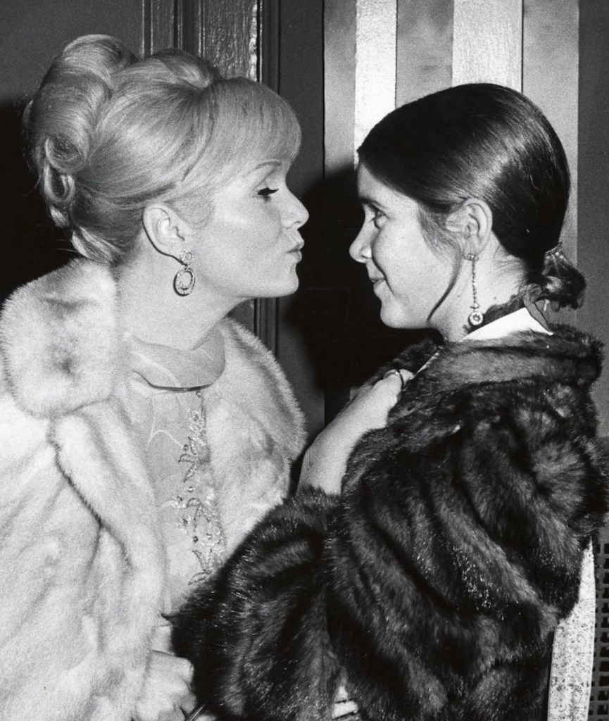 the-heartbreaking-death-of-debbie-reynolds