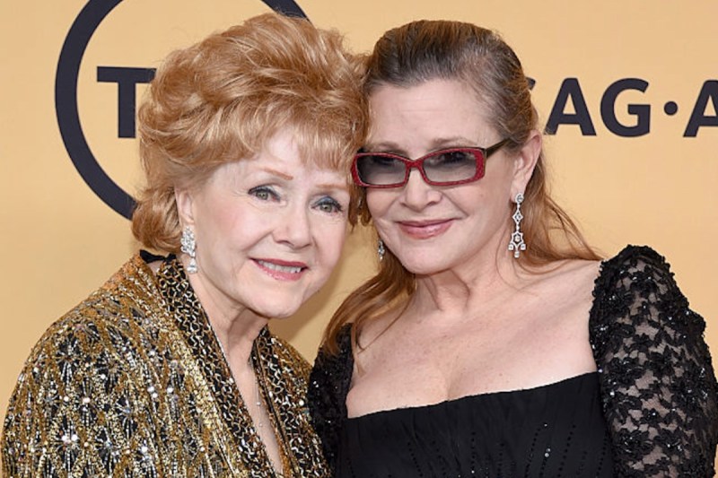 the-heartbreaking-death-of-debbie-reynolds