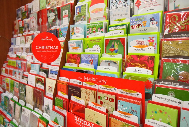 Walgreens Open on Christmas Day? Hours, Explained(01)