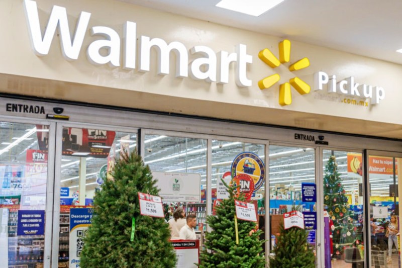 walmart-2025-christmas-day-hours-explained