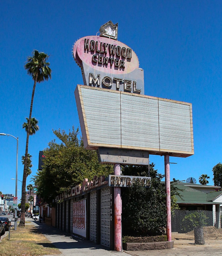 120-year-old-hollywood-landmark-destroyed-in-fire