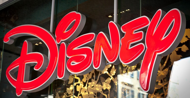 Former Disney Child Star Claims He Was Fired From Job At Universal Studios For Reporting Guest