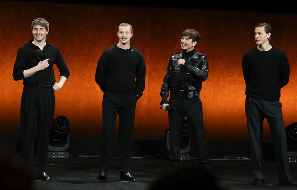 arry-keoghan-channels-ringo-starr-with-wild-new-haircut-ahead-of-beatles-biopic