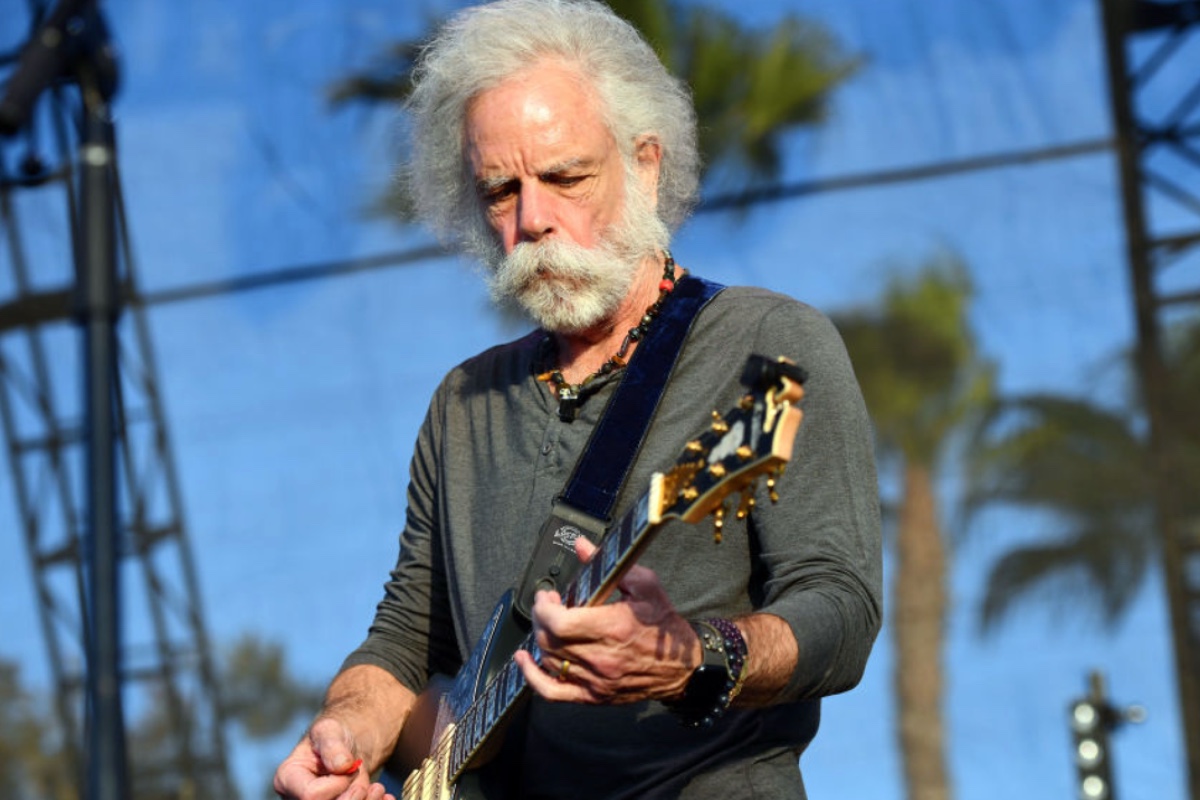 Bob Weir, Grateful Dead Legend, Passes Away at 78