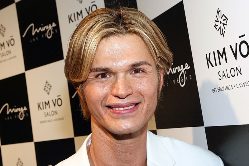 celebrity-hair-stylist-dies-of-cancer-kim-vo-was-55