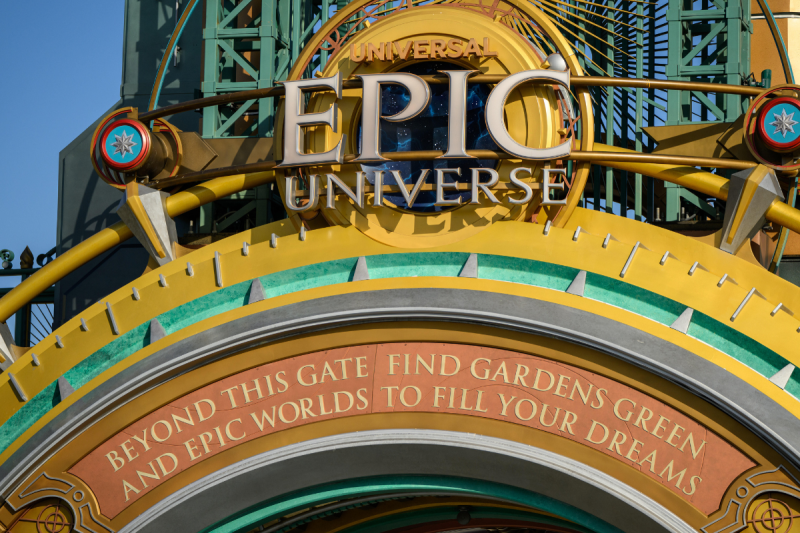 family-allegedly-removed-from-universal-studios-after-being-accused-of-shoplifting