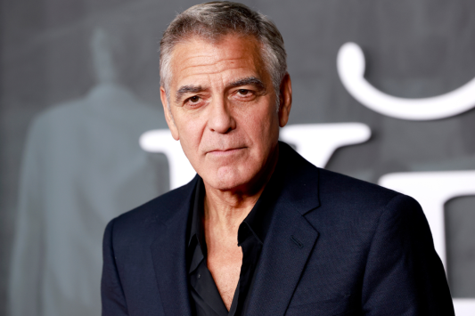 george-clooney-goes-after-famed-filmmaker-for-cruel-criticism-of-fellow-actors