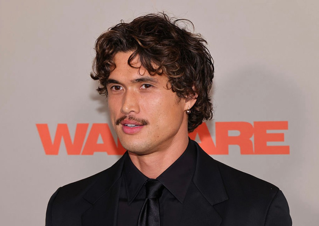 golden-globe-nominated-actors-partner-reveals-pregnancy