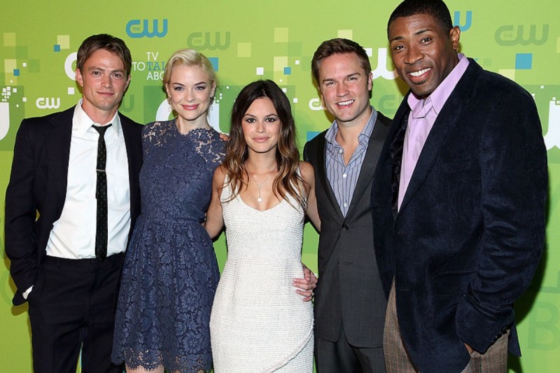 hart-of-dixie-stars-husband-files-for-divorce