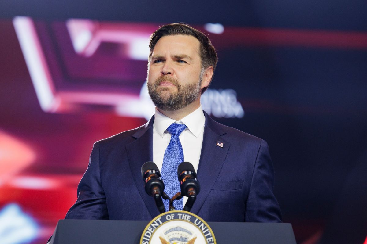 man-arrested-after-allegedly-causing-damage-at-vice-president-jd-vances-ohio-residence