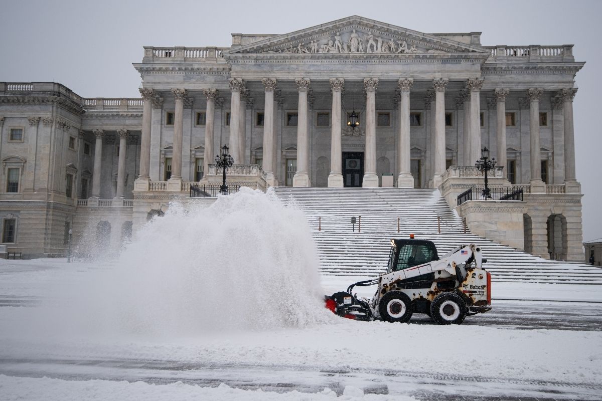 nearly-20-states-declare-state-of-emergency-amid-historic-winter-storm